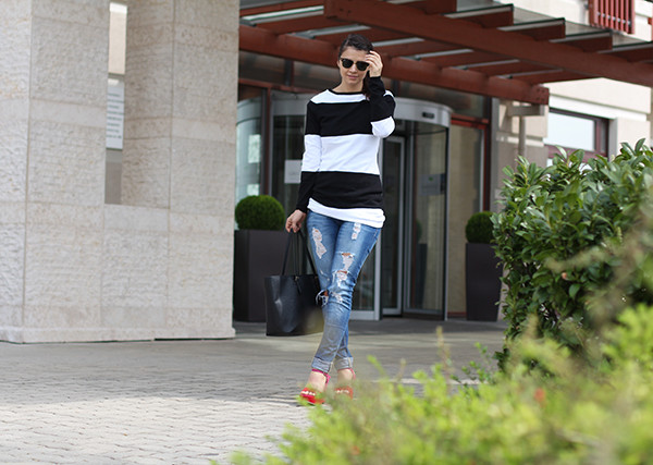 stripes & a pop of color