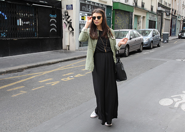 strolling around in my maxi dress